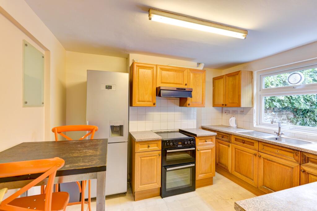 54 Argyle Road Kitchen