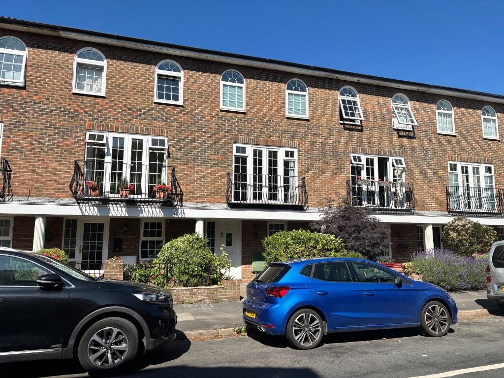 Queens Road, Gosport, Hampshire, PO12