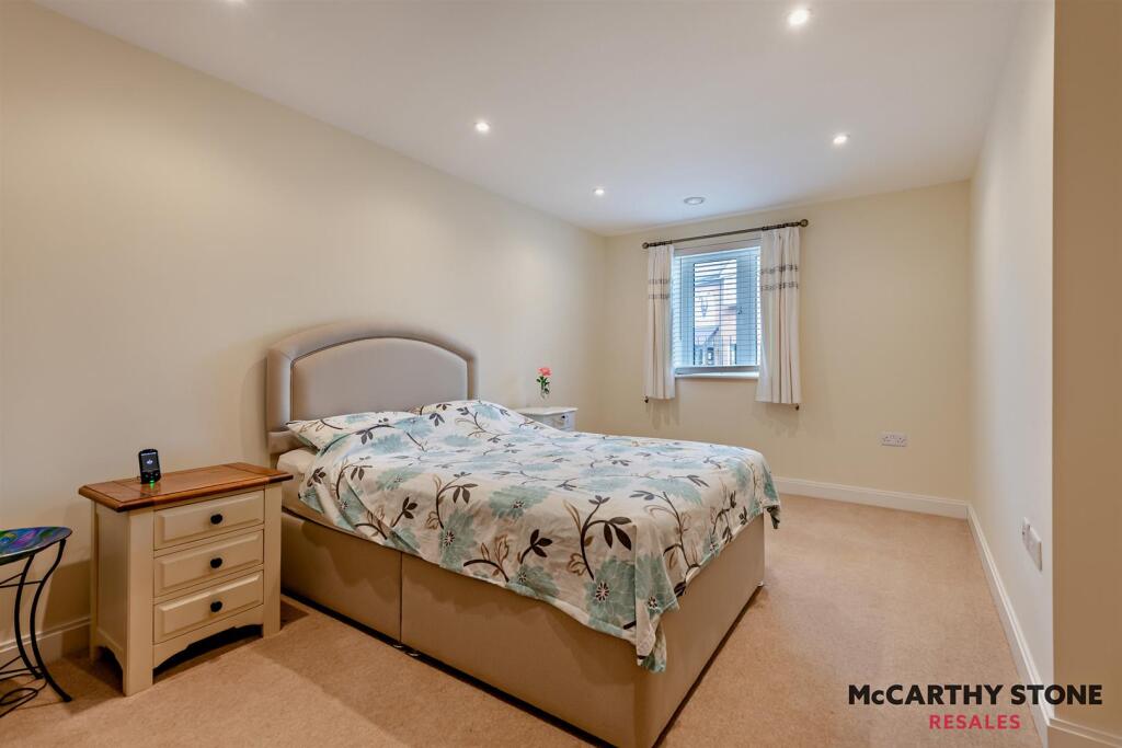 8587963-interior11-800.jpg