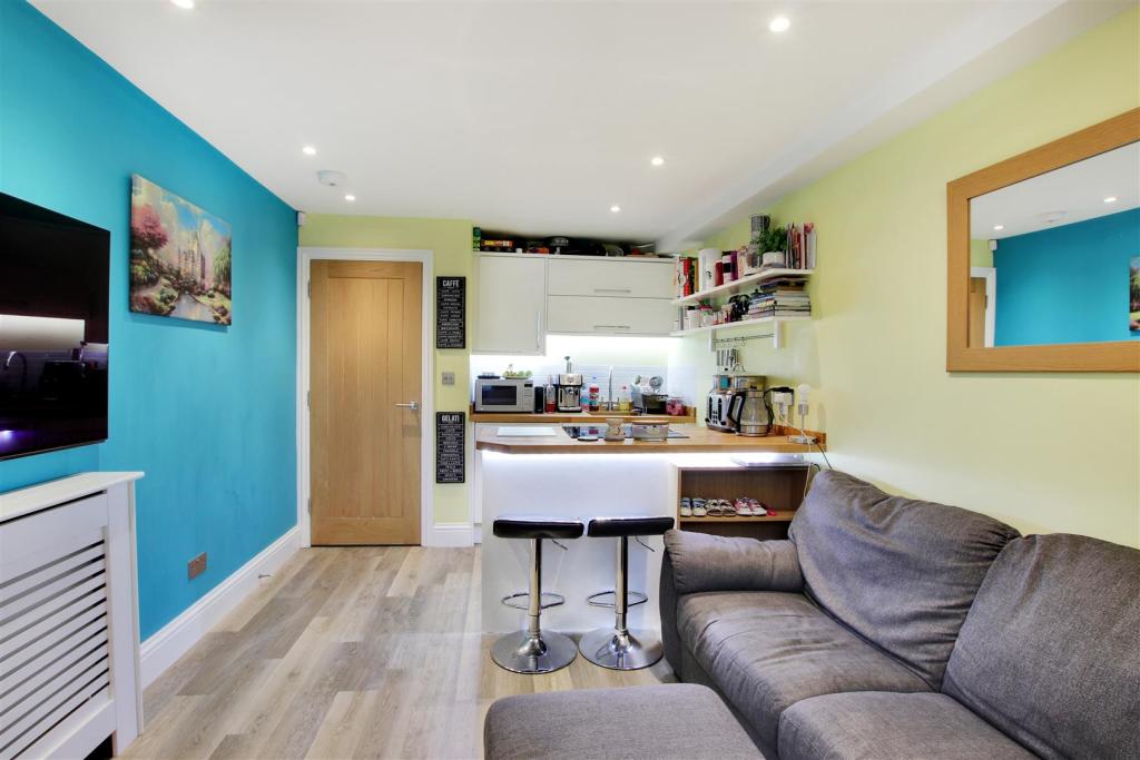 Sitting Room.jpg