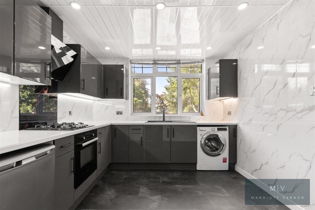 Croham Park 43 MV-7.jpg