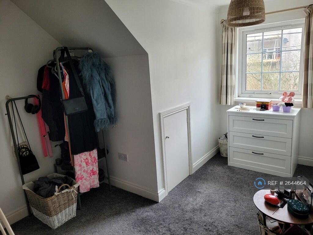 Bedroom With Storage