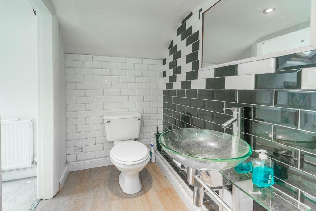 BEDROOMS AND BATHROOMS