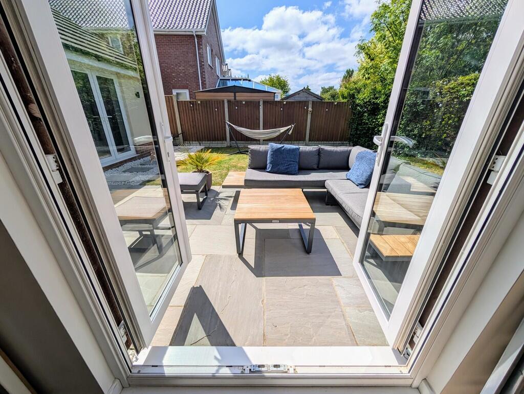 PXL_20250517_1002...