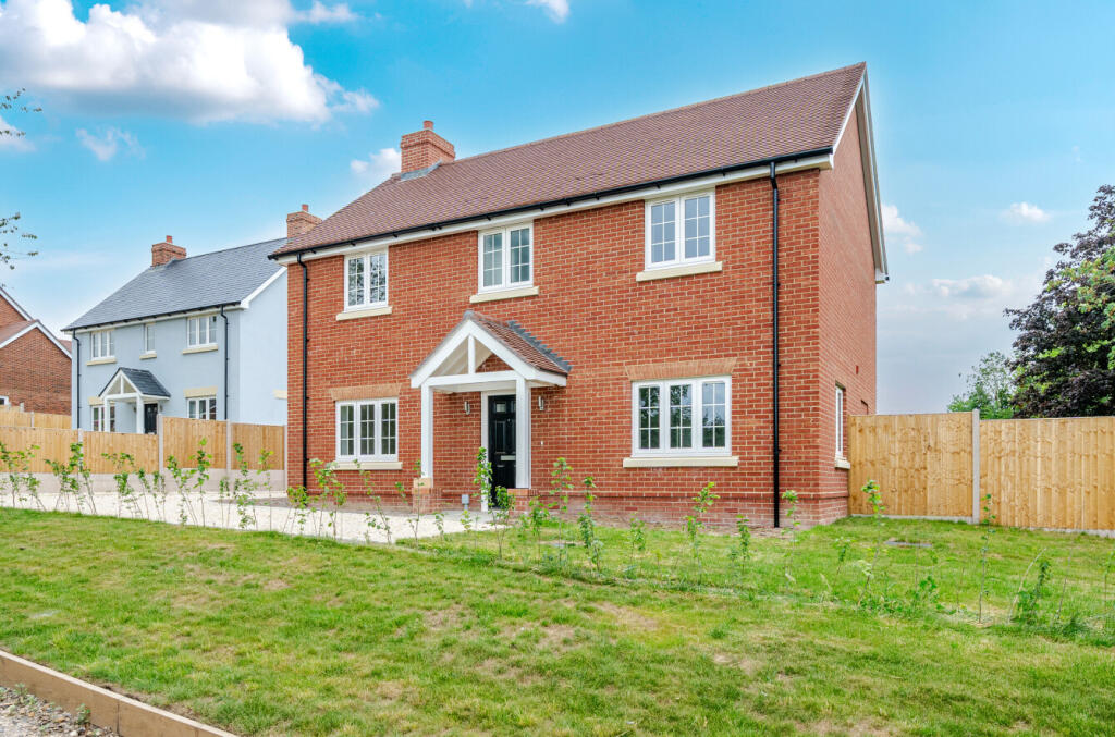 1315694-4-685555c...