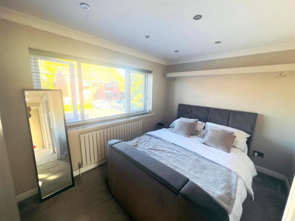 Master bedroom