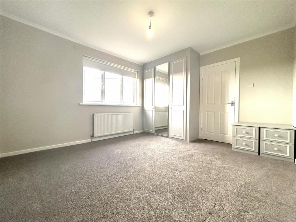 BEDROOM 3.jpg