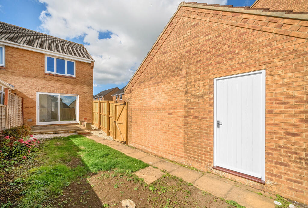 1358581-3-68d52e4...