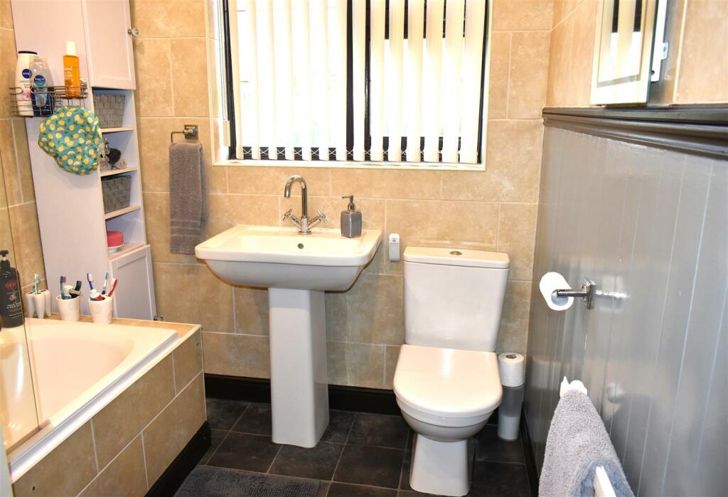 bathroom.JPG