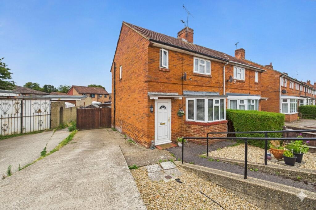 Norcot Road, Tilehurst, Reading, Berkshire, RG30