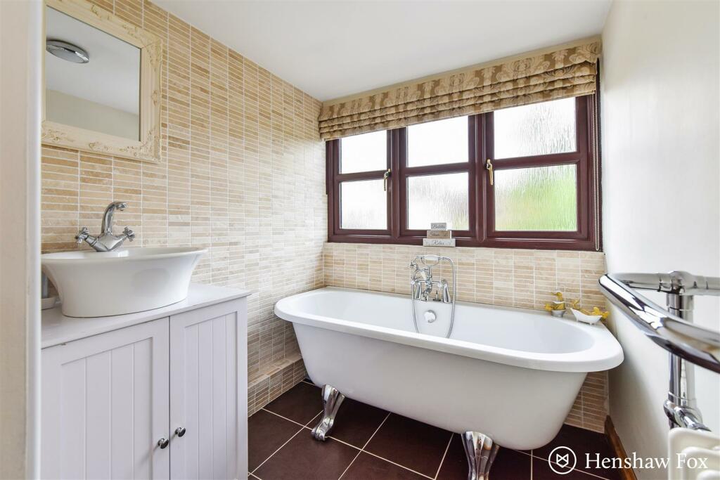 Ph16_5374339 - Copy.jpg