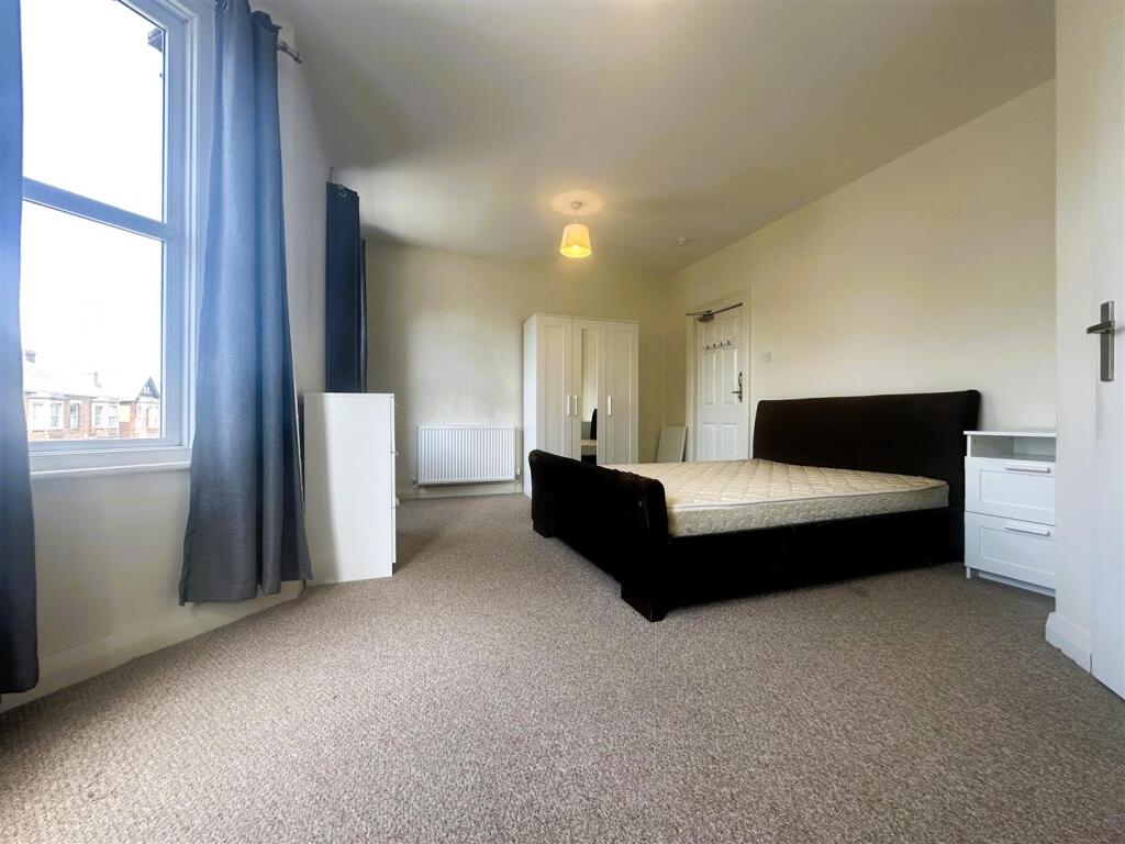 Room I.jpg