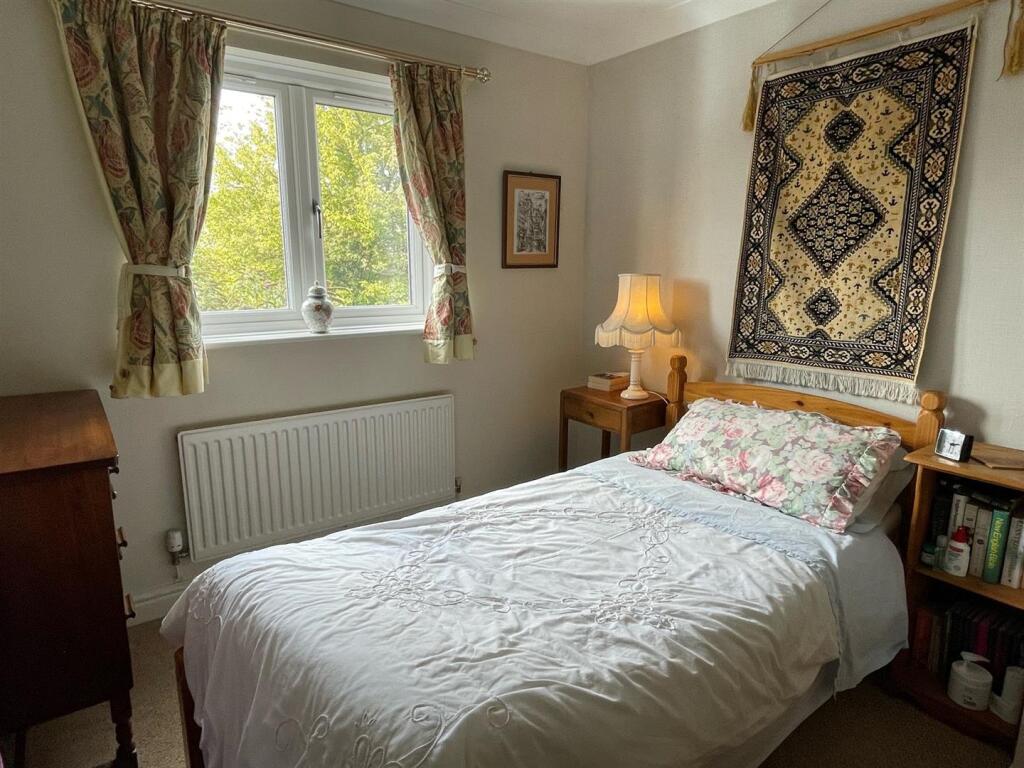 Bedroom 3.jpg