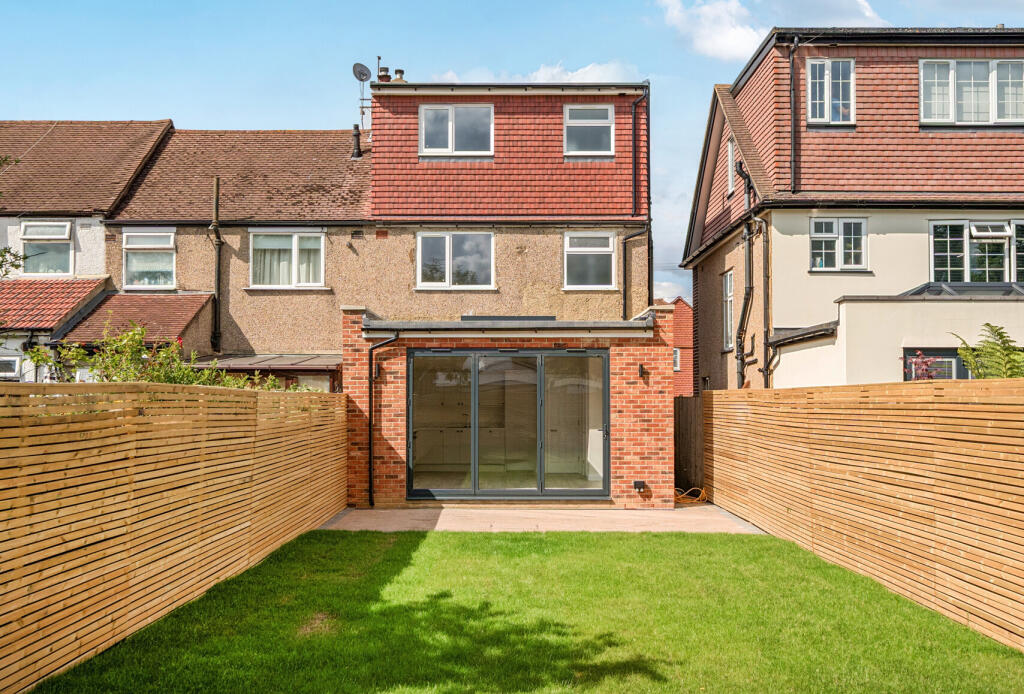 1304970-4-68484d8...