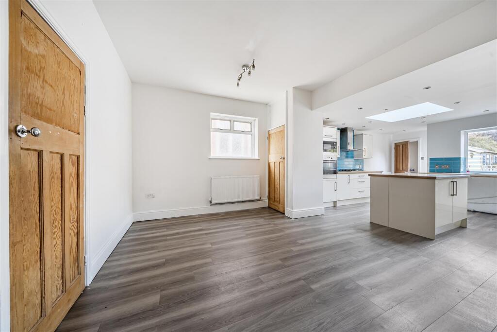 45 Grove Road, Atherstone