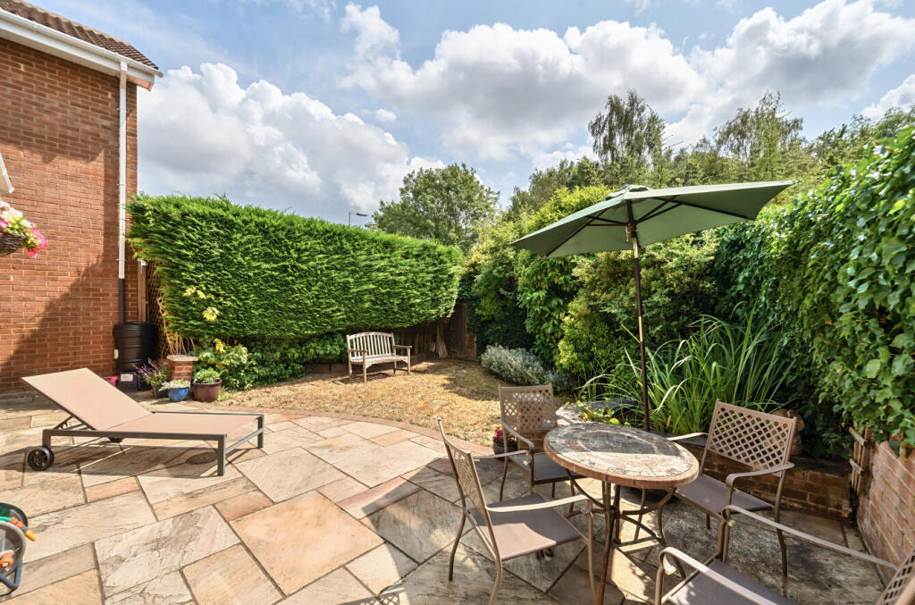 1324997-6-6874fdb...