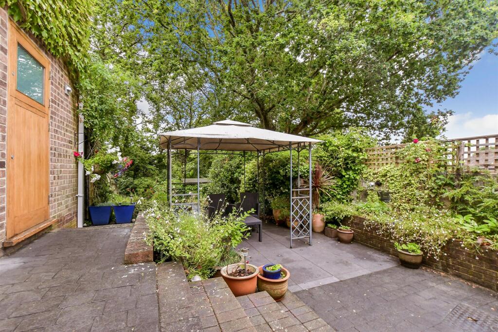 Patio / Decking