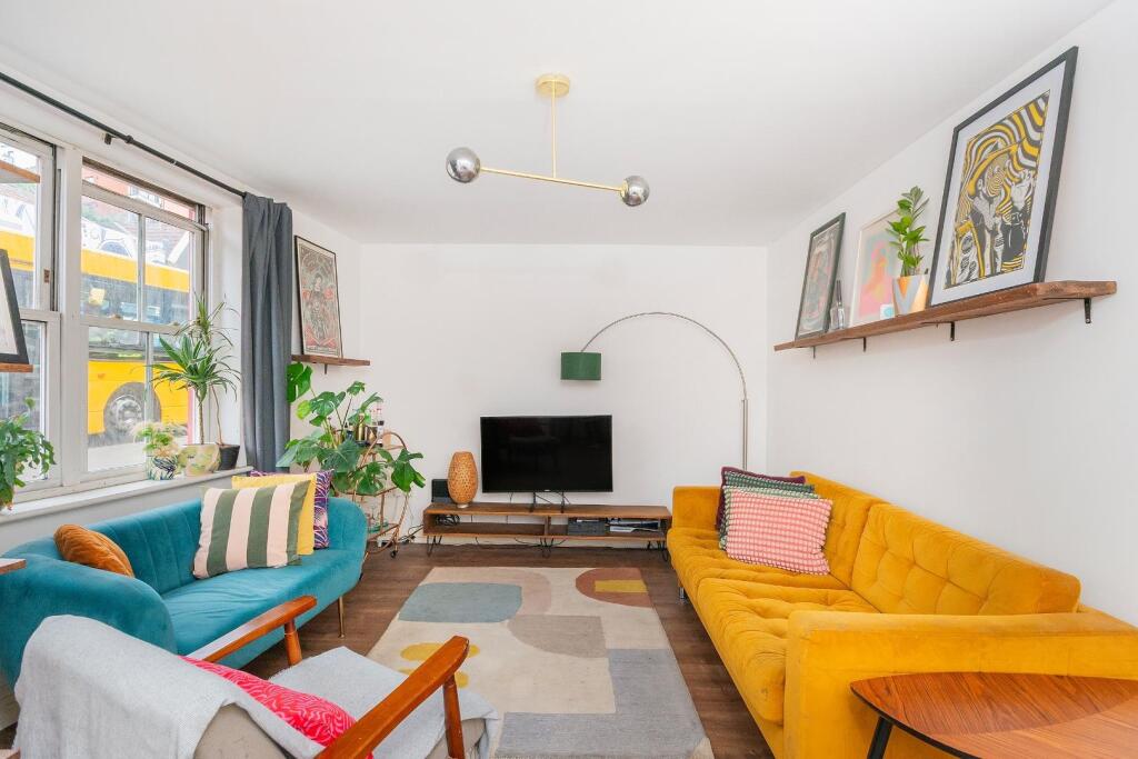 FP1WHS - Living Room E.jpg