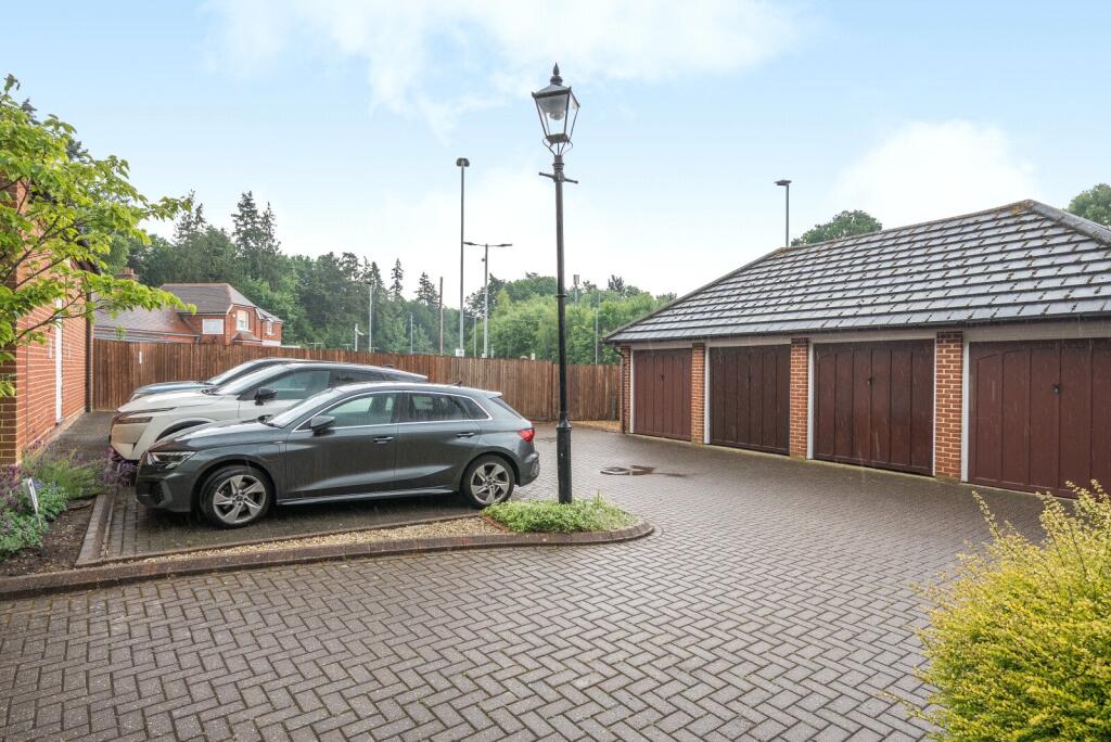 Parking &amp; Garage