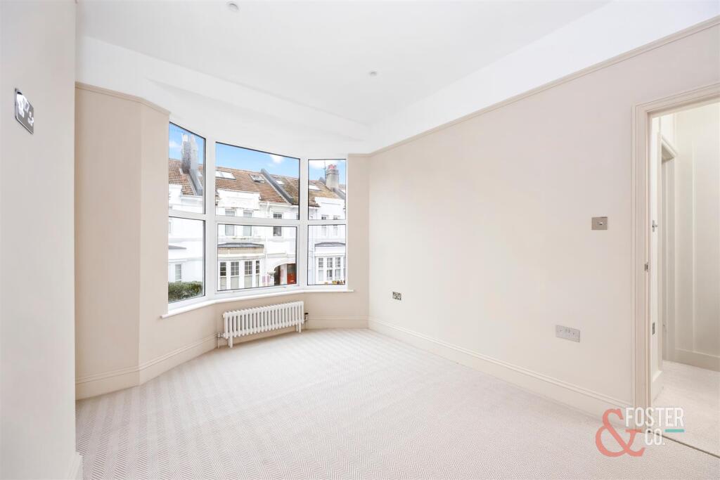 Stirling Place, 13-005.JPG