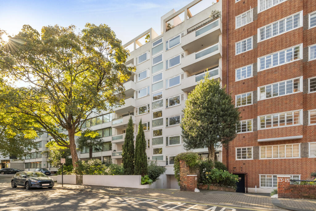 St. Olaves Court
