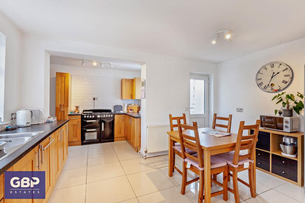 Kitchen / Diner