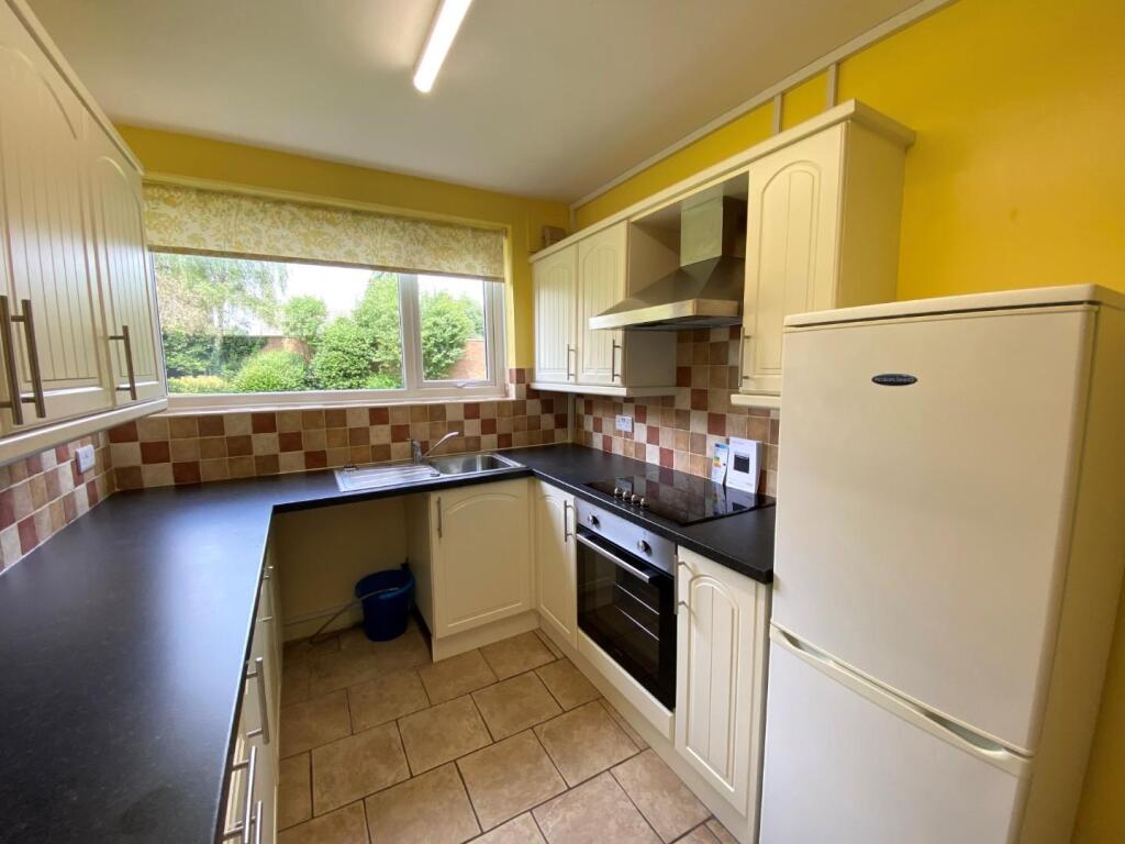 angorfa kitchen 2.jpg