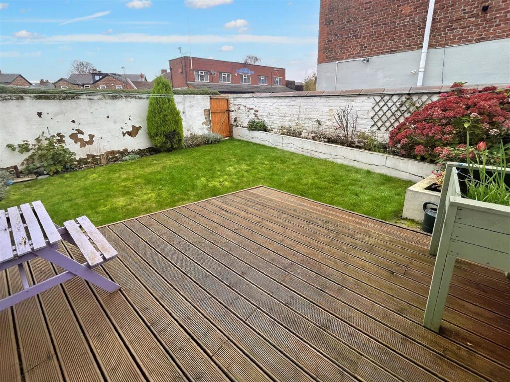 Gardens.jpg