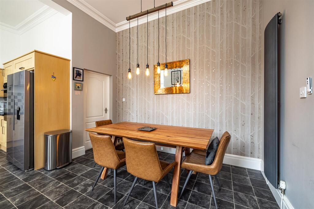 87 Dingleton Apartments Melrose 16.jpg