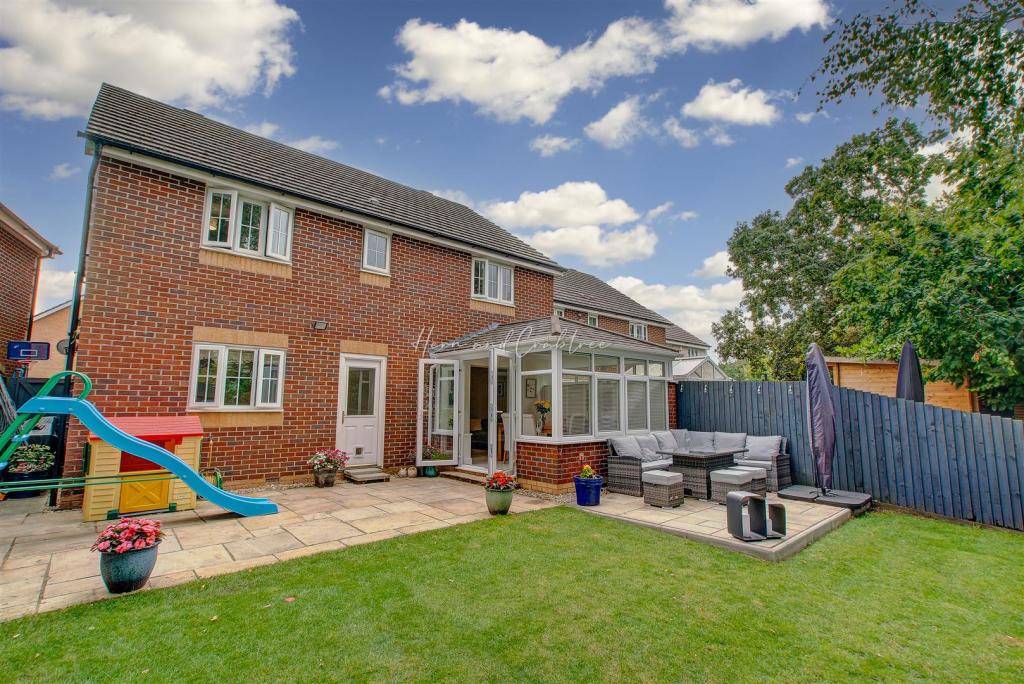 Blacktown Gardens, Marshfield, HernCrabtree (30).j