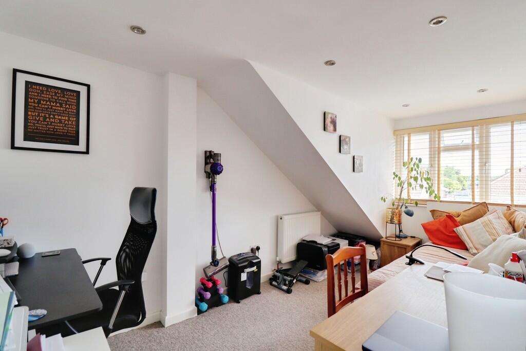 567c3932-img_7589...