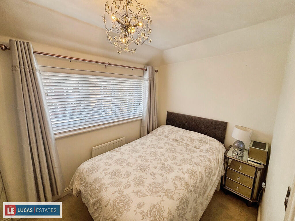 2c83afe2-BD-44FF-...