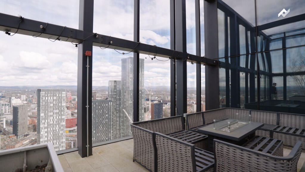 Elizabeth Tower P...