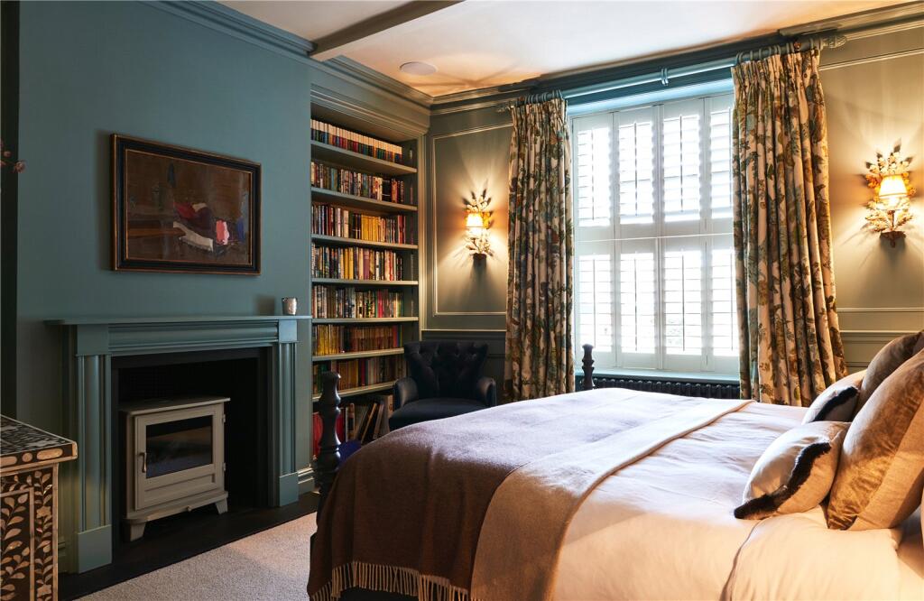 Principal Bedroom