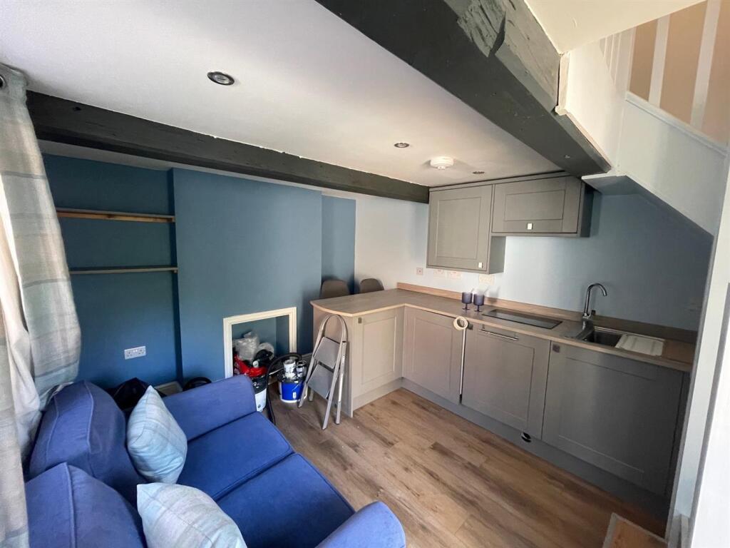 Annex Living kitchenette