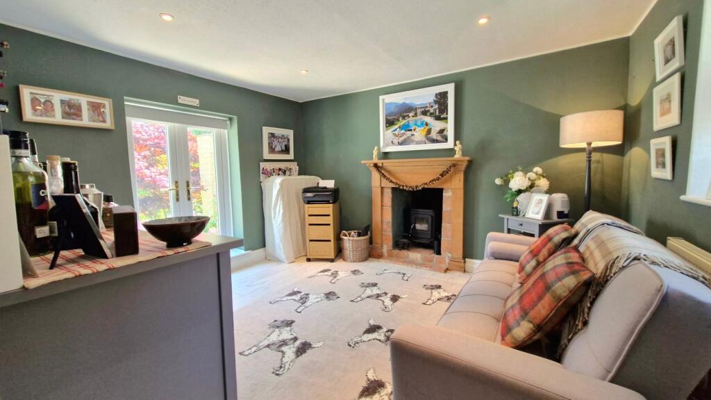 Cottage - Living Room