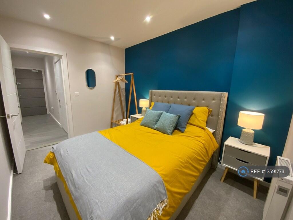 Bedroom &amp; Hallway