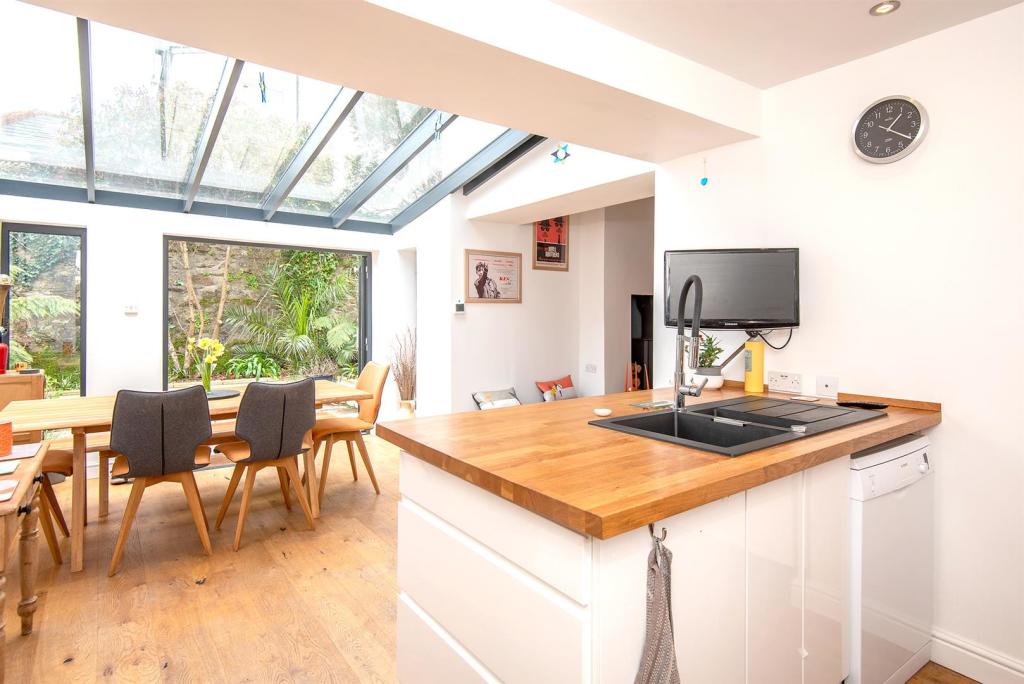 Kitchen and dining area.jpg
