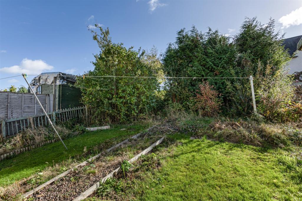 60 Priors Walk Melrose 26.JPG