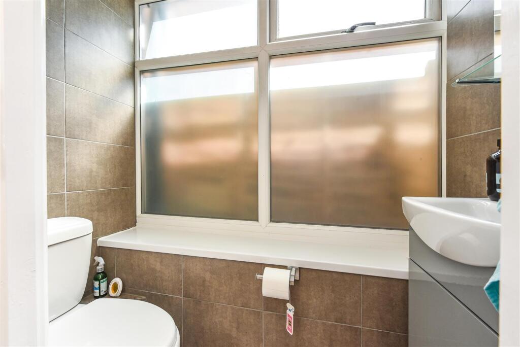 Downstairs Toilet.jpg