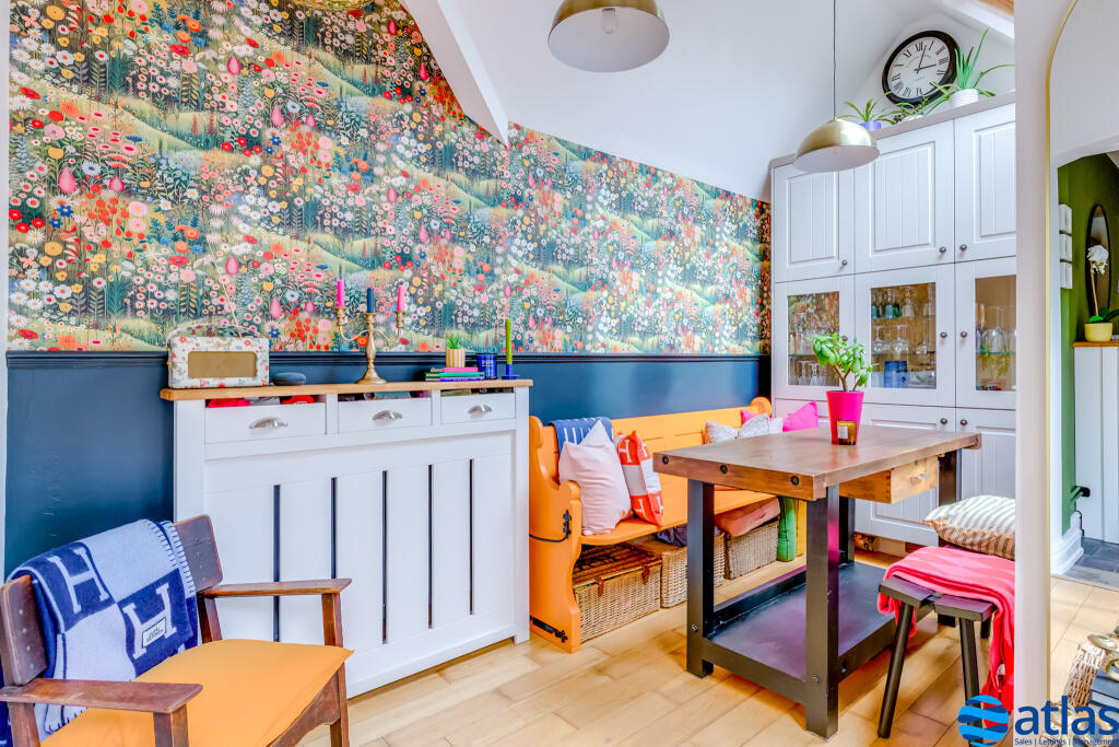 Dining Area/ Morning Room