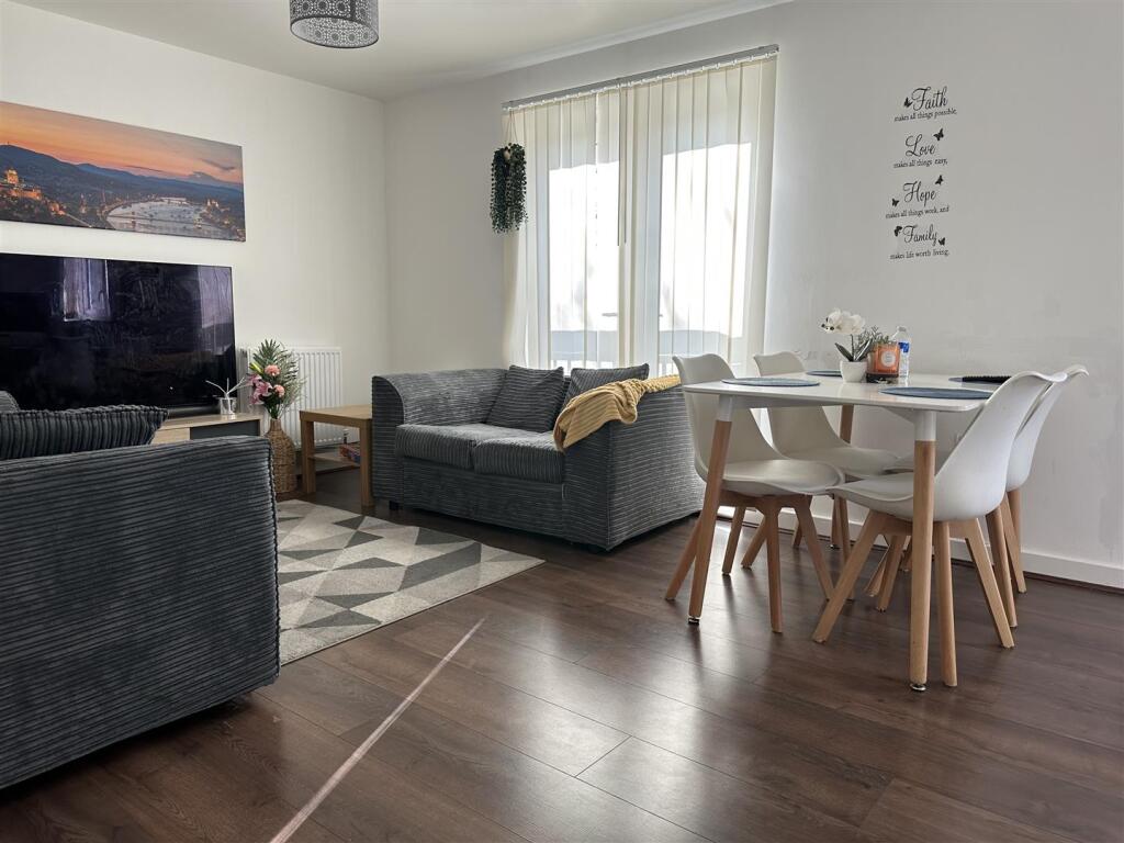 Open Plan Lounge Dining Room