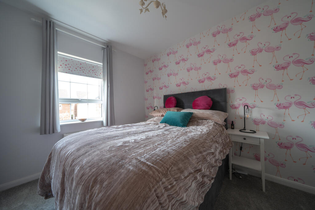 BEDROOM2.jpg