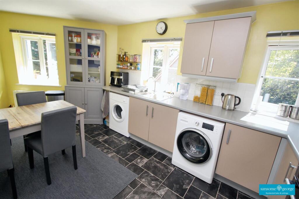 Kitchen Diner