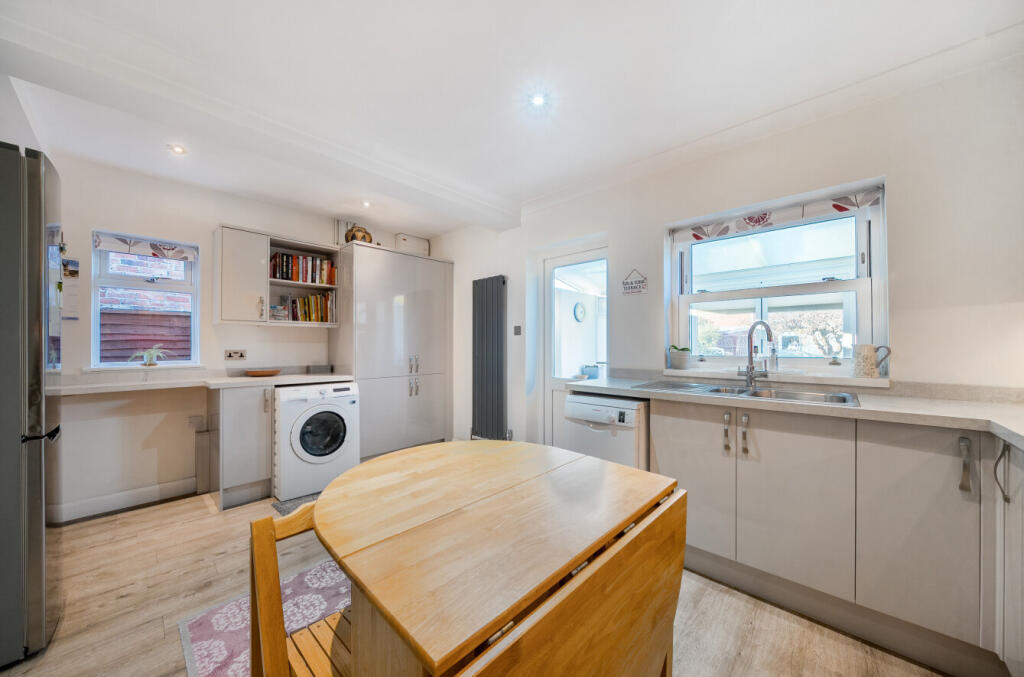 1383417-29-69207b...