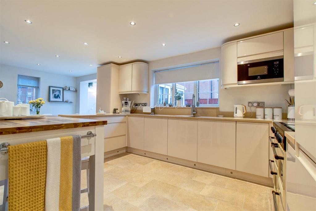 Grosmont Way, Newport, HernCrabtree, (14).jpg