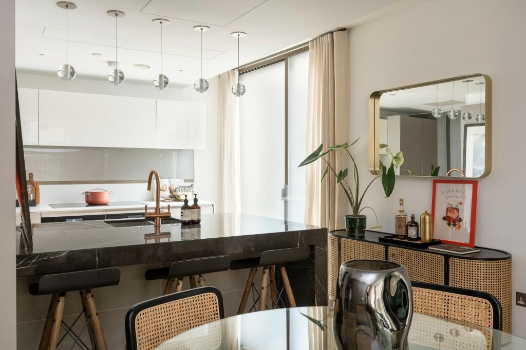 Dining/ Kitchen