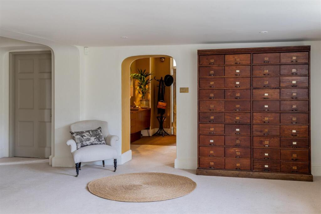 37- SP Oakley House.jpg