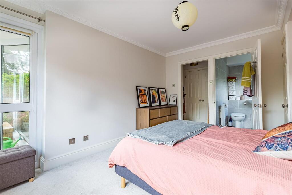 9 Coniston Court   (14).jpg