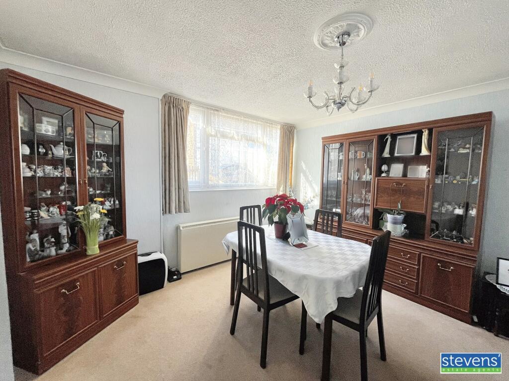 image00022_blurred (4)